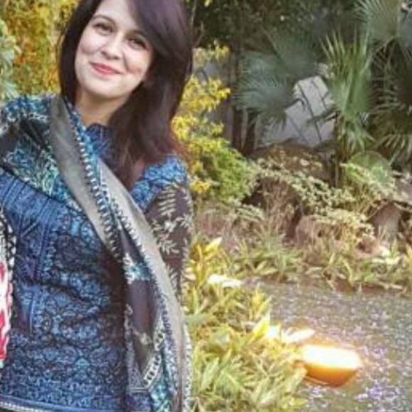 Meet your Posher, Natasha - Picture 1 of 1